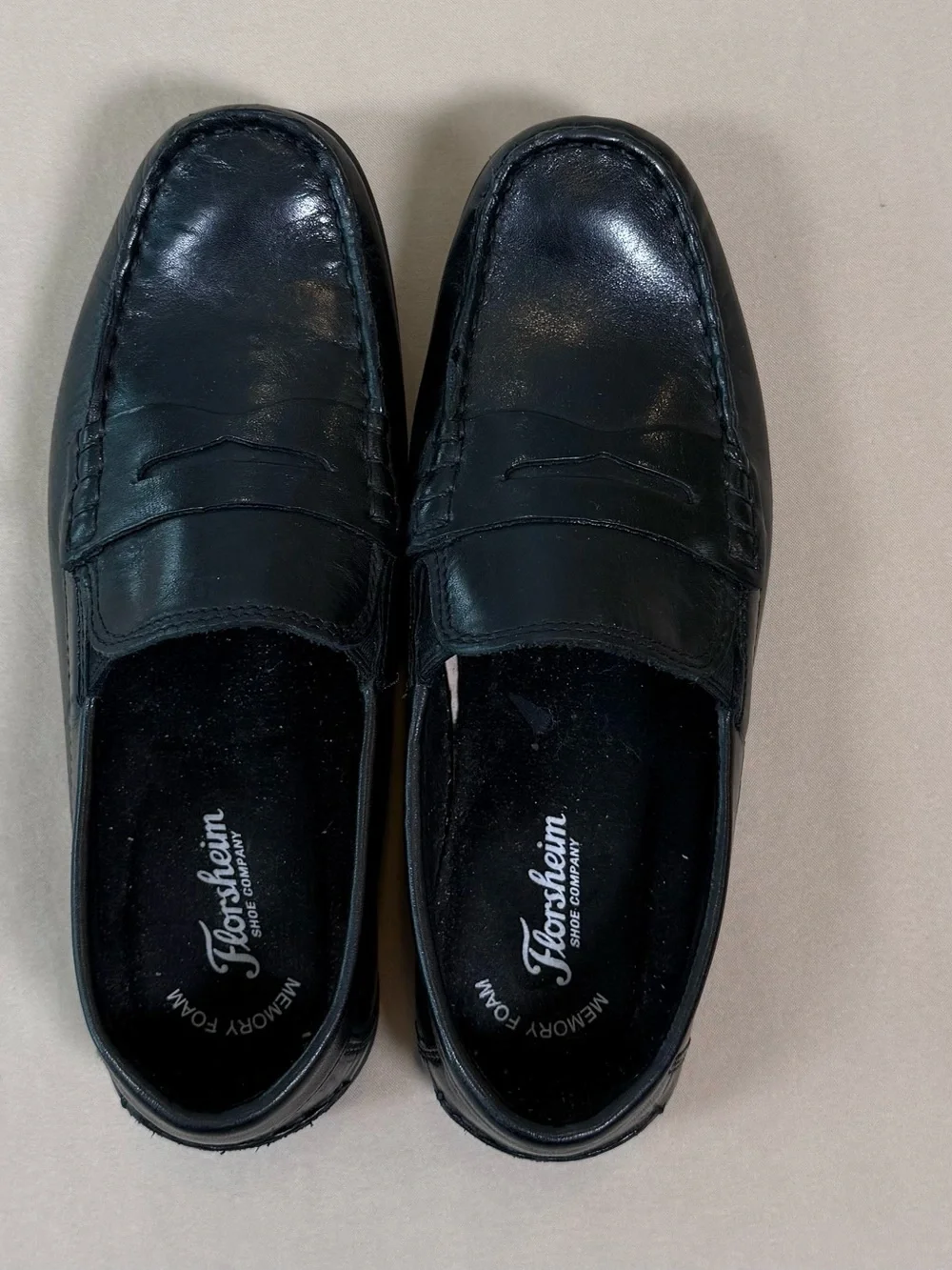 Florsheim Kids Boys Black Leather Penny Loafers, Size 5.5 Medium.